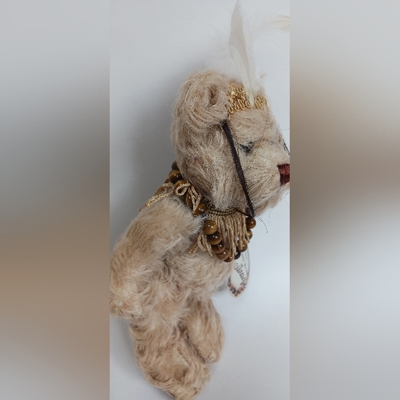 CLOE POWER BEAR OF COURAGE PICKFORD BEARS BRASS BUTTON JOINTED 9" - Picture 5 of 8